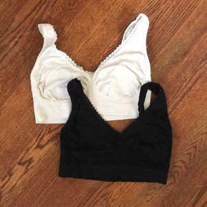 Free with purchase! Katy Ireland small soft bras🌹